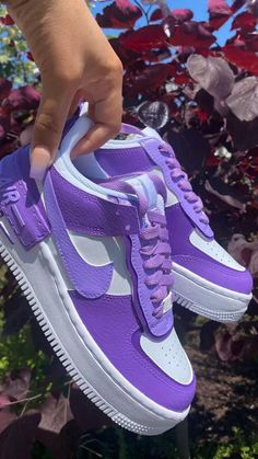 Cute Casual Shoes, Casual Shoes Women Sneakers, Nike Shoes Women Fashion, Pretty Sneakers, Nike Fashion Shoes, Preppy Shoes, Pretty Shoes Sneakers, All Nike Shoes, Purple Nikes