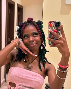 🌸🌴😸 Beautiful Locs, Locs Hairstyles, Locs, Hair Color, Hair Cuts, Hairstyles, Hair Styles, Hair, Quick Saves