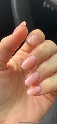 Pink Oval Nails, Rounded Acrylic Nails, Bridesmaids Nails, Casual Nails, Blush Nails, Round Nails, Oval Nails