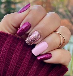 Acrylic Dip Nails, Cute Nail Colors, Pretty Nail Colors, Fall Gel Nails, Nail Shimmer, Glamour Nails, Glitter Gel Nails, Nail Polish Art, Nail Designs Glitter