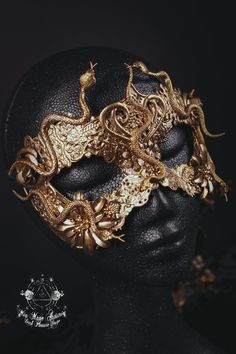 Medusa Mask, Masquerade Ball Aesthetic, Masquerade Aesthetic, Masquerade Outfit, Medusa Costume, Mask Aesthetic, Ball Aesthetic, Mask Masquerade, Cool Masks