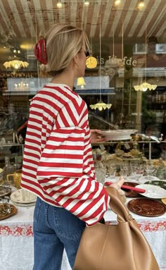 2024 Fashion Trends For Women In Their 30s, Red Stripe Outfit, Stockholm Fashion, Inspiration Mode, Spring Outfit, Spring Summer Fashion, Everyday Outfits, Autumn Winter Fashion, Fashion Inspo Outfits