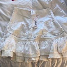 Nwt! Fun White Ruffle Skirt With Small Sequin Detail. Hand Embroidered On Bottom And Middle Of The Skirt. Side Zipper Closure. Italian Size 40 Is Us Size 4 Goddess Embodiment, Boho Mini Skirt, Witchy Fall, White Ruffle Skirt, Double Closet, Frills And Ruffles, Dream Fashion, Digital Closet, Cute Shorts