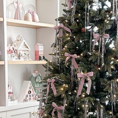 Pink Whimsical Christmas, Pink Velvet Christmas Tree, Pink Bows Christmas Tree, Christmas 24 Trends, Velvet Bows On Christmas Tree, Christmas Tree With Tinsel, Bows On Christmas Tree, Velvet Ribbon Christmas Tree, Christmas Tree With Bows