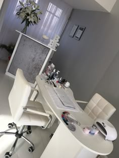 Nail Tech Station, Nail Tech Table, Nails Table, Nail Tech Room, Nail Tech Career, Ideas Salon