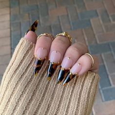 Maquillage Yeux Cut Crease, Nail Design Glitter, Spring Break Nails, Broken Nails, Her Nails, Painted Nail Art, Fire Nails