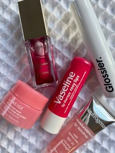 Vaseline Pink Lips, Lip Care Products Aesthetic, Lip Stuff Products, Lips Care Products, Best Lip Balm For Pink Lips, Lips Products Aesthetic, Lip Collection Aesthetic, Pink Lip Products, Lip Balm Collection Aesthetic