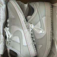 Brand New , 7.5 Women’s Dunks Dream Shoe, White Nike, Shoes Brand, Dream Shoes, Nike Dunks, Shoe Brands, New Woman, Shoe Collection, Womens Shoes Sneakers