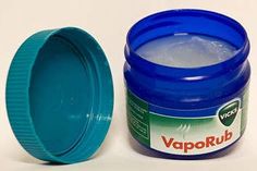 27 Nail Hacks For The Perfect DIY Manicure Vic Vaporub, Toenail Fungus Essential Oils, Chest Congestion Remedies, Vicks Vapor Rub, Getting Rid Of Headaches, Vicks Vapor, Toenail Fungus Remedies, Double Menton