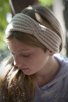 Stash Buster Knitting, Knit Headband Pattern, Stash Buster, Twist Pattern, Knitted Headband, Super Bulky Yarn, Turban Style, Sport Weight Yarn, Knitted Wit