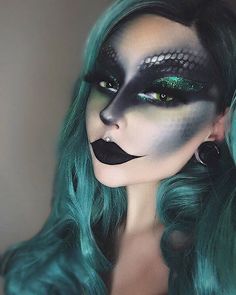 Spooky Mermaid Makeup, Dragon Make Up Halloween, Sea Witch Costume Sirens, Plus Size Siren Costume, Dragon Costume Women Makeup, Purple Mushroom Fairy Costume, Dragon Costume Makeup, Creepy Mermaid Makeup, Goth Mermaid Makeup