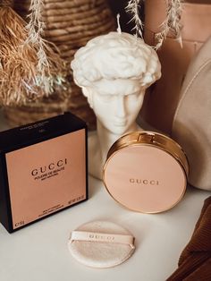 Designer Makeup Aesthetic, Gucci Asethic, Expensive Brands Aesthetic, Gucci Aesthetic, Gucci Makeup, Makeup Packaging, Gucci Beauty, Makeup You Need, Expensive Makeup