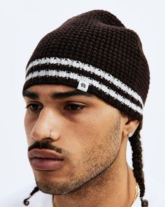 Skull Beanie | Reigning Champ Streetwear Beanie, Skull Beanie, Outfits Men Streetwear, Ribbed Paneling, Reigning Champ, The Black Label, China Style, Mens Beanie, Men Streetwear