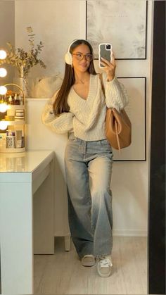 Looks Adidas, 00s Mode, Adrette Outfits, Stile Blair Waldorf, Looks Pinterest, Mode Zara, Skandinavian Fashion, Chique Outfits, Uni Outfits