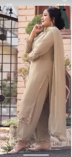 Best Punjabi Suits Design, Punjabi Suits Pakistani Style, Party Wear Punjabi Dresses, Punjabi Casual Suits, Punjabi Suit Look For Wedding, Punjabi Suits Designer Boutique Punjabi Suits Designer Boutique Party Wear, Punjabi Salwar Suits Party Wear Wedding, Suit Punjabi Designer, Punjabi Wedding Suit Party Wear