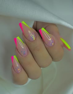 Nail Designs With Neon Colors, Pastel Nail Colors, Beachy Nail Designs, Beachy Nails, Pastel Nail, Nail Design Inspiration