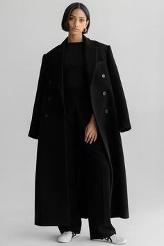 Black Maxi Coat Outfit, Aritzia Wool Coat, Long Black Wool Coat, Elevated Outfits, Long Black Coat, Black Wool Coat, Maxi Coat, Fall Inspo, Trendy Fall Outfits