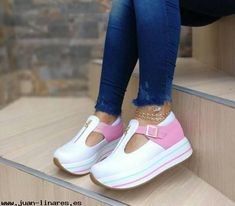 Cute Shoes Flats, Sandals Cute, Fab Shoes, Shoes Platform, Gym Shoes, Shoe Show, Comfy Shoes, Fashion High Heels, Sneakers Outfit