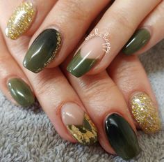 Army Green Nails With Design, Medium Choppy Layers, Hairstyles For Hair, 16 Hairstyles, Choppy Layered Haircuts, Layered Haircuts With Bangs, Dark Green Nails, Choppy Layers