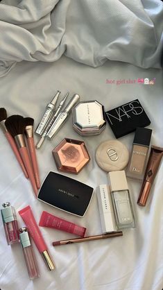 Rosa Make-up, Soft Make-up, Makeup Tip, Dior Makeup, Elegant Makeup, Soft Makeup