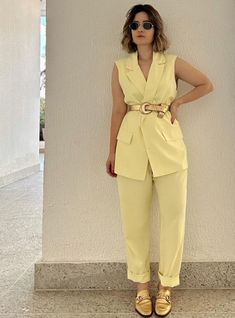 Semi Formal Mujer, Cute Work Outfits, Trendy Dress Outfits, Kinds Of Clothes, Work Looks, Looks Chic, Professional Outfits, Office Fashion