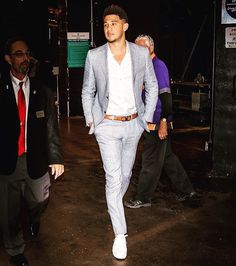 Booker Outfits, Devin Booker Outfits, Guy Styles, Nba Drip, Classy Street Style, Mens Smart Casual Outfits