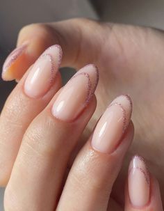 Nail Round, Classic Nail Designs, Neutral Birthday, Neutral Nail Designs, Neutral Nail, Natural Nail Designs, Peach Nails, French Tip Nail Designs, Nails Now