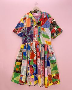 Recycle Clothes Diy, Quilt Upcycle, Patchwork Clothes Diy, Upcycled Dress, Patchwork Clothes, Upcycle Clothes Diy, Clothes Diy, Blouse Pattern Sewing, Recycle Clothes