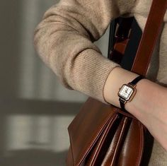 Luxurious Life, Watches Women, Cate Blanchett, Classic Watches, Watches Women Fashion, 가을 패션, Women Life, Fashion Vintage