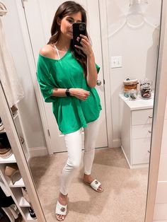 This top literally couldn't be better! That relaxed fit is fabulous and the flowy sleeves are super cute! This top will look amazing this spring and summer with jeans or shorts! Plus, styling this versatile top will be a breeze! This top features a soft v-neck, short sleeves, a pocket, and a relaxed fit. Kelly Green Top, Spring Break Cruise, St Patrick's Day Outfit, Cruise Outfits, Cute Spring Outfits, Flowy Sleeves, Leather Espadrilles, Mint Julep, Casual Work Outfits