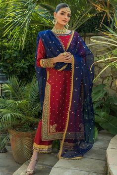 Zainab Chottani, Blue Organza, Traditional Attires, Boutique Ideas, Pakistani Wedding Outfits, Pakistani Dresses Casual, Pakistani Fashion Party Wear, Salwar Kamiz, Beautiful Dress Designs