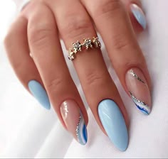 Fake Acrylic Nails, Blue Nail Designs, White Nail, Stick On Nails, Nail Polishes, Artificial Nails, Nail Accessories, Love Nails