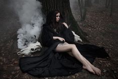 River Of Shadows, Gothic Photoshoot Ideas, Witchy Photos, Gothic Photoshoot