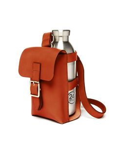 Ocean Wildlife, Arizona Muse, Hot Beverages, Bottle Bag, Steel Bottle, Leather Projects, Leather Gifts, Leather Bags Handmade