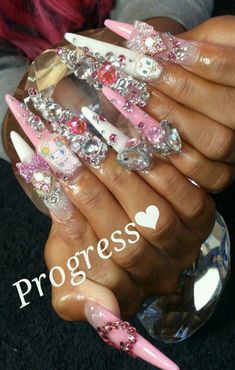 Gyaru Nails Long, Decora Nails, Kawaii Nail Art, Long Stiletto Nails, Kei Visual, Long Stiletto, Nails Gold