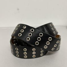 Y2K black grommet belt 🖤

Genuine leather belt with three rows of silver grommets and a silver buckle. New with some very minor rusting on some of the grommets as pictured. Marked size XL. 

Total length: 48”

#y2k #punk #grunge #skater #mallgoth Grommet Belt, Y2k Punk, Punk Grunge, Genuine Leather Belt, Grunge Skater, Y2k Black, Women's Belt, Mall Goth, Belts For Women