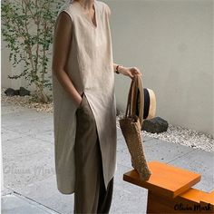 Olivia Mark - Lightweight, Simplistic Dress for Women's Everyday Wear Plain Midi Dress, Loose Tank Tops, Mode Casual, V Neck Tank Top, Vestidos Vintage, Knee Dress, 가을 패션, Midi Dress Sleeveless, Linen Clothes