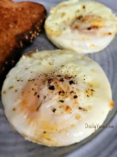 Air Fryer Fried Eggs - The Perfect Egg Every Time! - Daily Yum Air Fryer Recipes Eggs, Daily Yum, Airfryer Breakfast, Fried Egg Recipes, Actifry Recipes, Easy Air Fryer Recipes, Ways To Cook Eggs