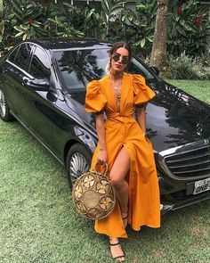 vestidos imprescindibles para este verano summer dresses street style outfit 20193 Exclusive Dress, Maxi Skirts, Inspired Outfits, Guest Outfit, Orange Dress, Guest Dresses, Look Fashion, Classy Outfits