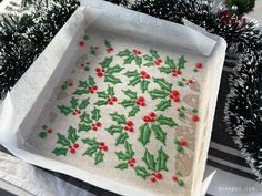 Christmas Pattern Swiss Roll Christmas Swiss Roll Cake Pattern, Patterned Swiss Roll, Christmas Cake Roll Designs, Christmas Roll Cake Design, Christmas Swiss Roll Cake, Pattern Swiss Roll, Christmas Swiss Roll, Christmas Roll Cake, Christmas Cake Roll