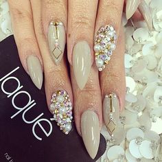 laquenailbar's photo on Instagram French Nails Glitter, Girl Bird, Pointy Nails, Pretty Nail Designs, Pretty Nail Art Designs, Pretty Nail Art, Hot Nails