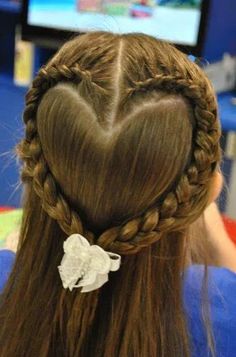 Flowergirl Hairstyle Up, Flowergirls Hairstyle, Cute Flower Girl Hairstyles, Kids Wedding Hair, Heart Braid, Girl Hairstyle, Easy Flower, Flower Girl Hairstyles, Have Inspiration