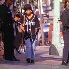 2000s Baseball Jersey Outfit, 1990s Black Fashion, 1980s Black Women Fashion, 80’s Fashion Black Women, Black Girls 90s Fashion, 90s Outfit Ideas 1990s Hip Hop, 90s Fashion Jersey Outfits, 90s Black Outfits, 90s Fashion Outfits 1990s Style Hip Hop