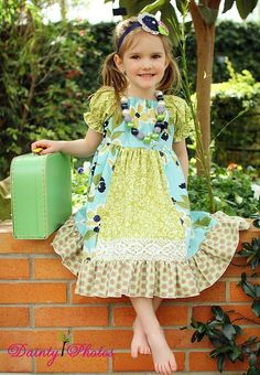 Molly's Faux Apron Peasant Dress PDF Pattern size6-12 Baby Girl Frock Designs, Boho Kids Clothes, Peasant Clothing, Girls Peasant Dress, Create Kids Couture, Dress Pdf Pattern, Quilted Bags, Girls Frock Design