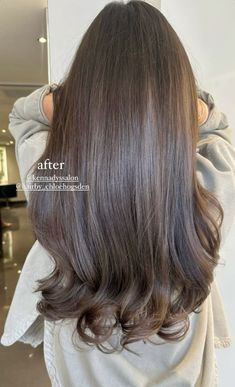 Cool Tone Brown Hair, Brown Hair Inspiration, Mushroom Brown, Brown Hair Looks, Brown Hair Inspo, Brunette Hair With Highlights, Hairstyles For Layered Hair, Brown Hair Balayage, Hair Affair