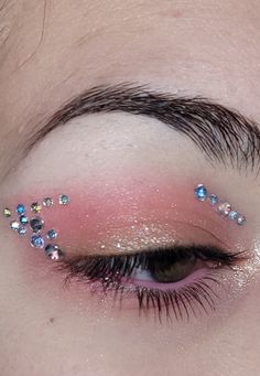 #euphoria #euhoriamakeup #makeup #pinkmakeup Pink Euphoria Makeup, Pink Euphoria, Euphoria Makeup, Pink Makeup, Pink