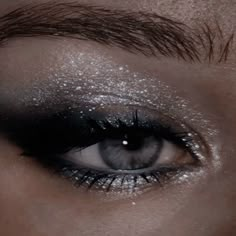 Twilight Makeup, Effy Stonem, Prom Makeup Looks, Formal Makeup, Swag Makeup, Ethereal Makeup, Pinterest Makeup