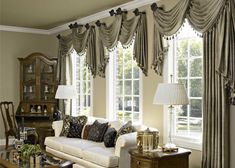 Luxury curtains Living Room Valances, Valances For Living Room, Window Curtains Living Room, Furnitur Ruang Keluarga, Living Room Drapes, Dining Room Curtains, Window Treatments Living Room, Curtain Styles, Luxury Curtains