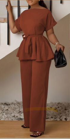 Pants And Blouse Outfit Classy, Corporate Trousers For Ladies, Wine Color Combinations Outfits, Fashionable Work Outfit