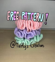 a stack of crocheted towels sitting on top of a wooden floor with the words free pattern